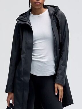 Lululemon Rain Rebel Jacket